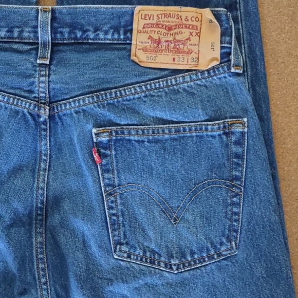 Levi's Denim - Levi's 501 buttonfly classic blue jeans waist 32